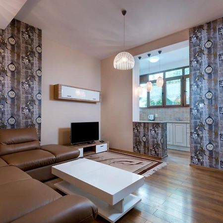 Family Apartment - Comfort In The Center Burgas Exterior photo