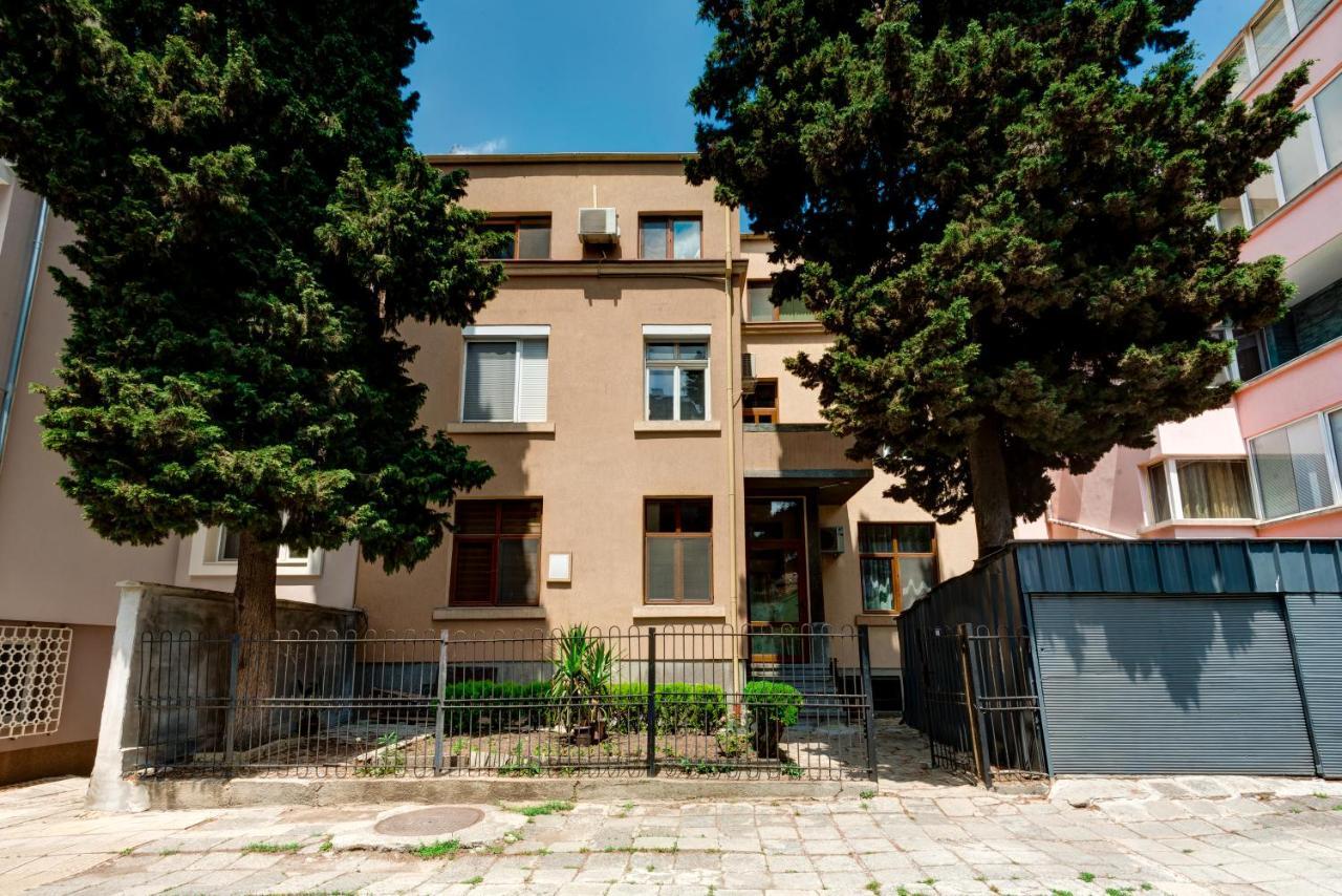 Family Apartment - Comfort In The Center Burgas Exterior photo